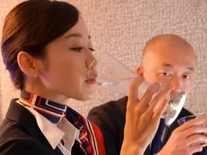 Được người yêu nhờ chăm sóc em gái vú to