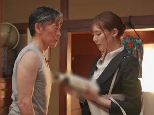 Cậu học trò “khoai to” bị 2 nữ giáo viên dam dang cám dỗ